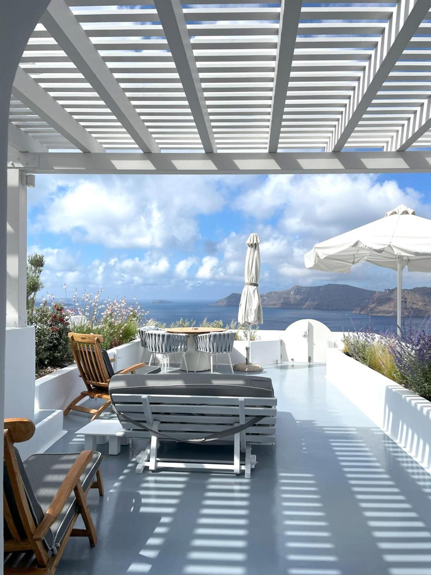 Hotel Ikies Santorini Oia  Exterior foto