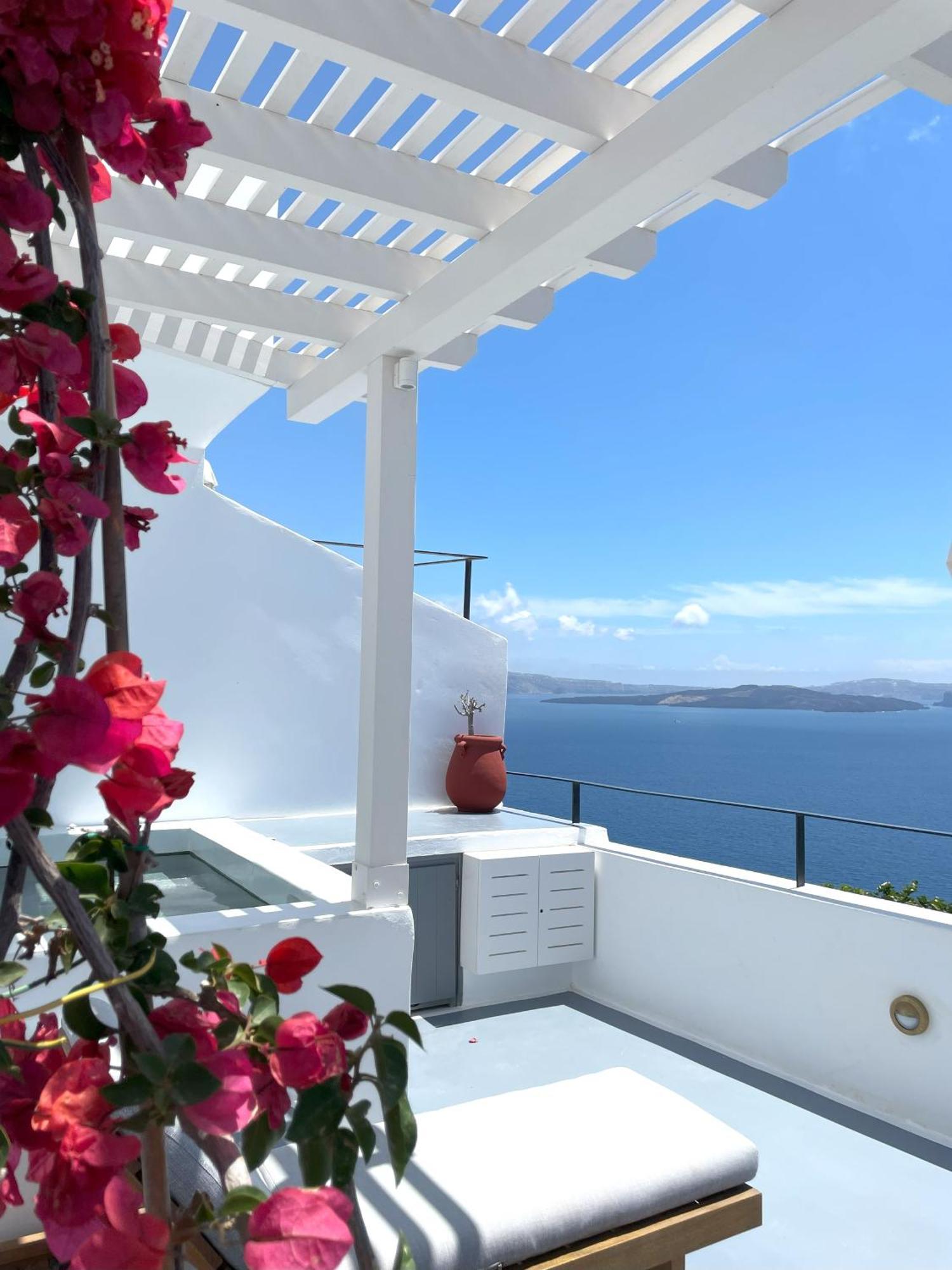 Hotel Ikies Santorini Oia  Exterior foto