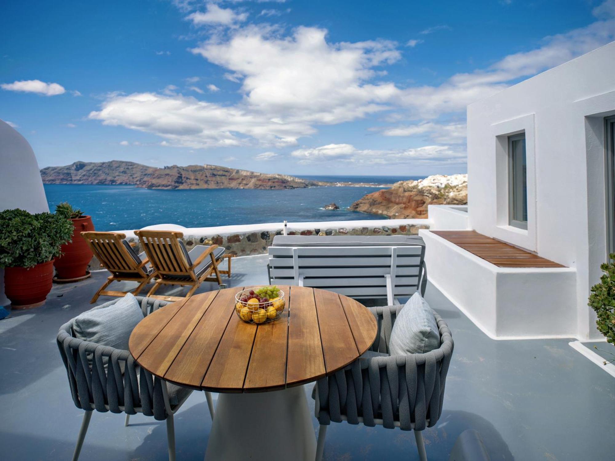 Hotel Ikies Santorini Oia  Habitación foto