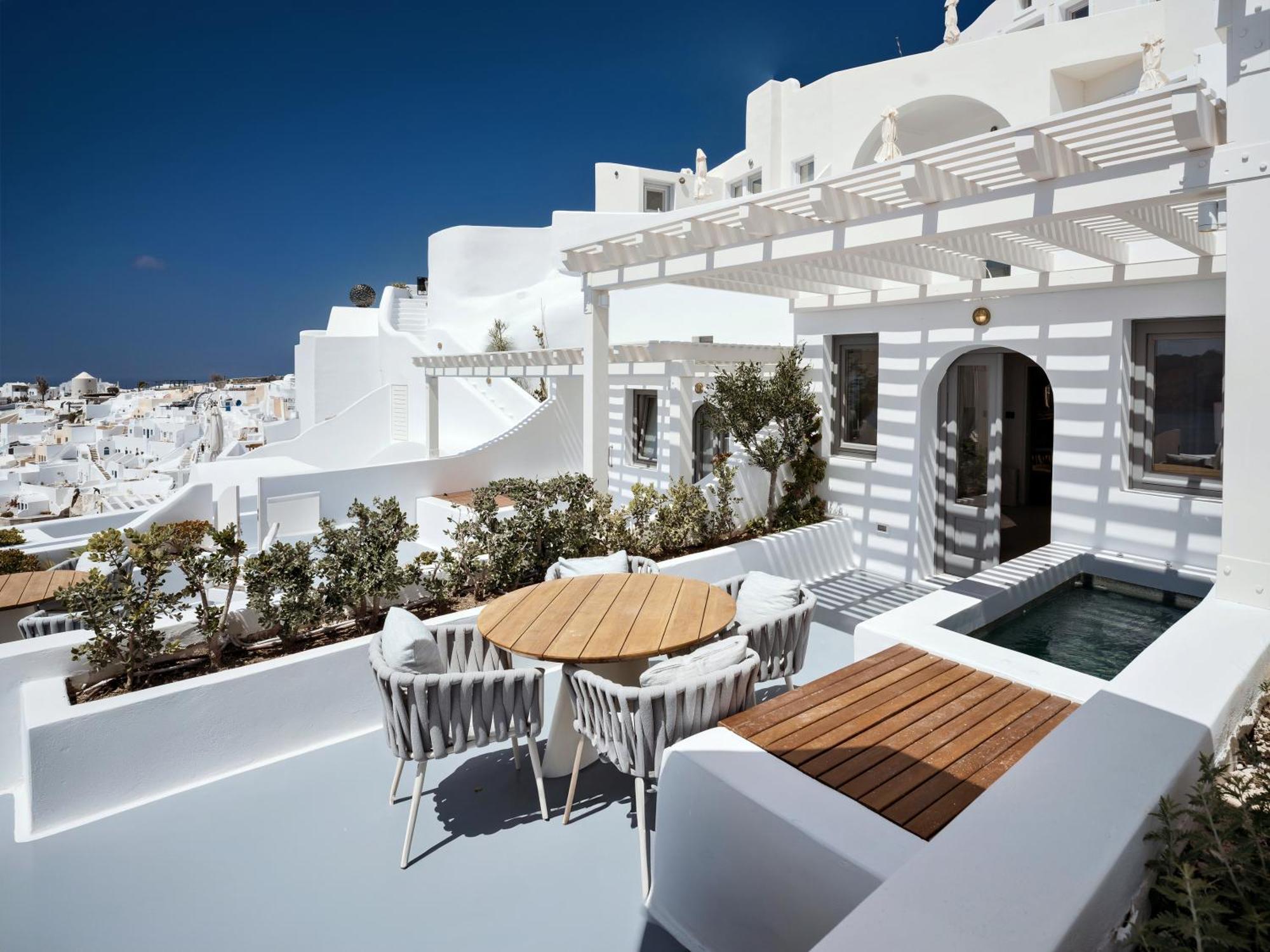 Hotel Ikies Santorini Oia  Exterior foto
